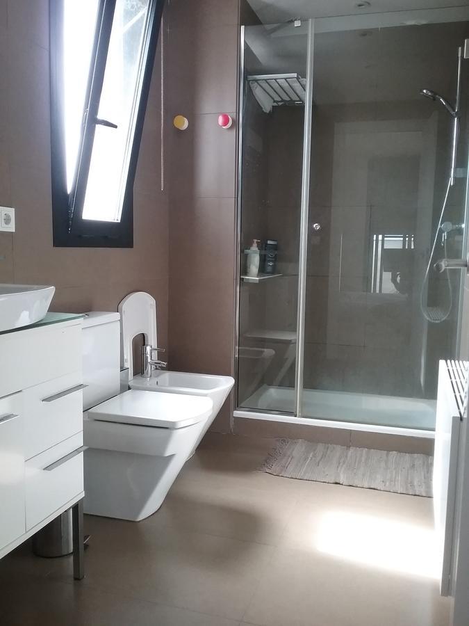 Lovely 2 Bedroom Terrace Wifi Parking Ac Heating Attic Валенсия Экстерьер фото